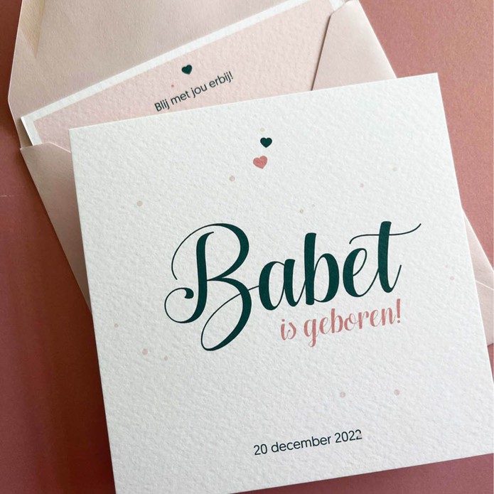 Hip en lief geboortekaartje meisje bijzondere kleurencbombinatie