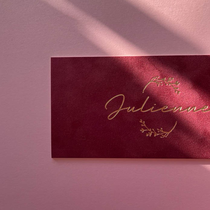 Drukwerk Julienne, framboos velours, dubbelzijdig goudfolie