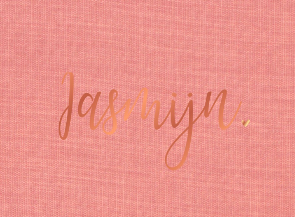 Luxe geboortekaartje op linnen met silhouet van meisje