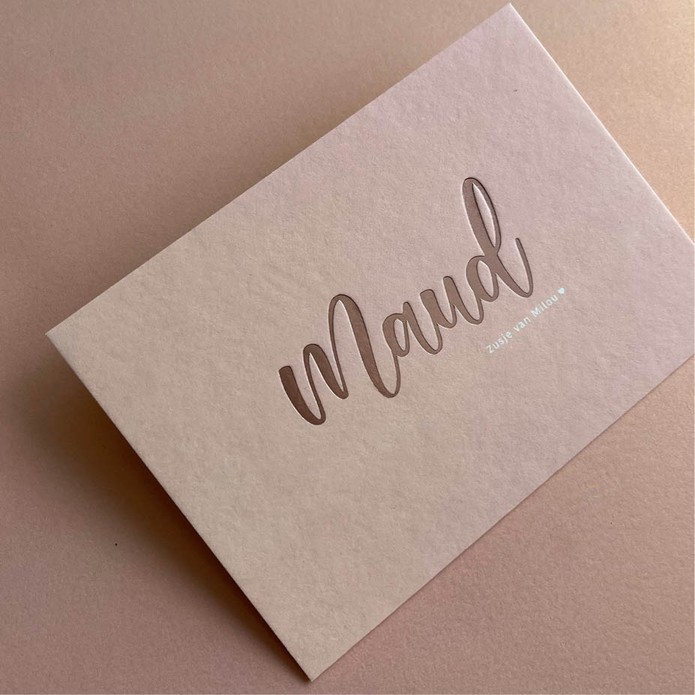 Ton-sur-ton geboortekaartje met rosé goudfolie