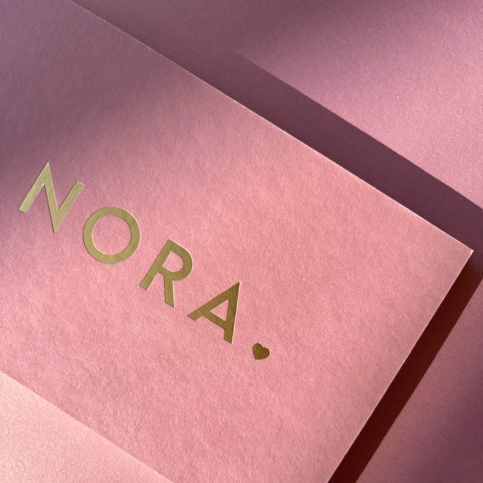 Hip geboortekaartje met foliedruk in letterpress