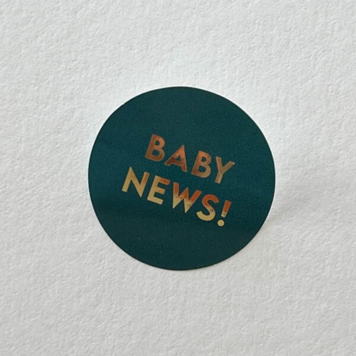 Sluitsticker petrol, goud babynews