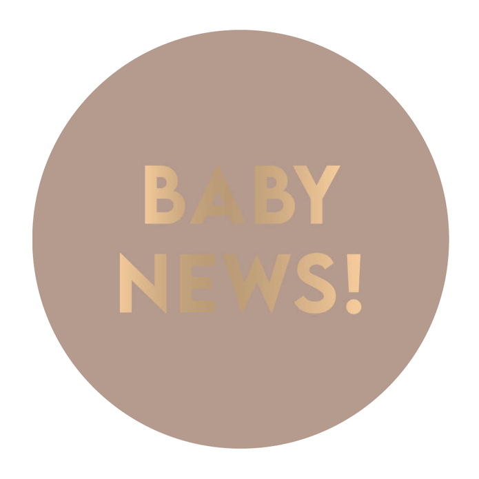 Sluitsticker taupe, goud babynews