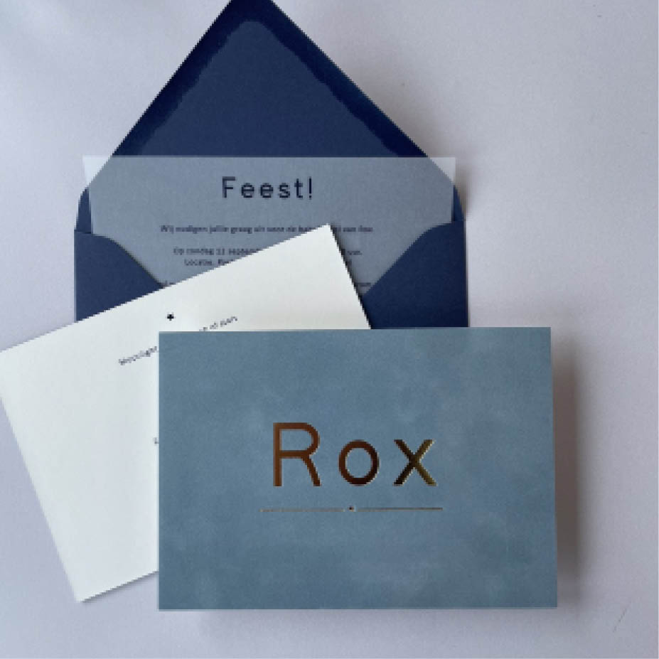 Velvet lichtblauw + goudfolie | Origineel kaartje Charlie